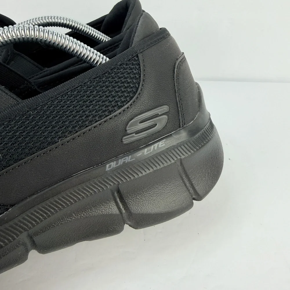 Skechers Mens 10.5 Equalizer 3.0 Sumnin Relaxed Fit Bluecore Black Slip On Shoes